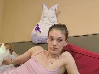 Live webcam model latishagaleano on Soda Cams