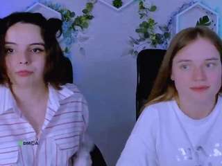mia-mooon live webcam show