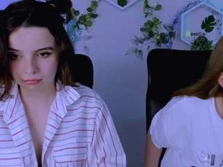 mia-mooon live webcam show