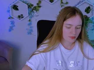 mia-mooon live webcam show