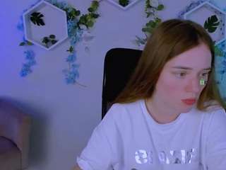 mia-mooon live webcam show