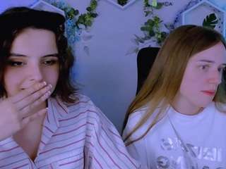 mia-mooon live webcam show