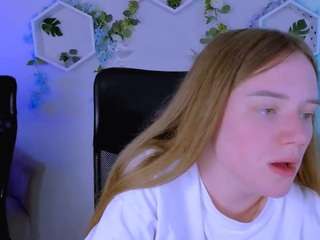 mia-mooon live webcam show
