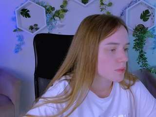 mia-mooon live webcam show