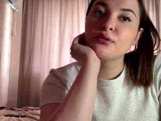 Molly — LIVE on Camsoda