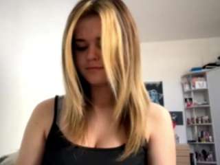le modèle romaortuno est en webcam porno dans un show sur le site camsoda, il possède les tags suivants: ahegao,genital piercings,young adult,tiny tits,teen 18,tattoos,no smoking,no drinking,nipple piercings,facial piercings,anal,dirty talk,deepthroat,brown eyes,blowjob,black hair,athletic,ass bouncing,anal toys,hd