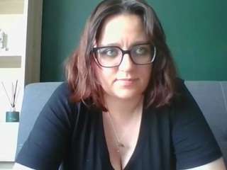 sensualParis live webcam show