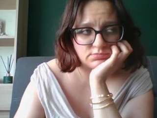 sensualParis live webcam show
