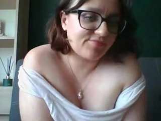 sensualParis live webcam show