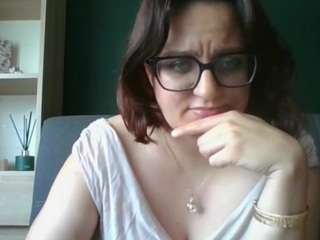sensualParis live webcam show