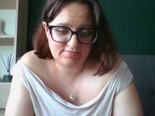 sensualParis live webcam show