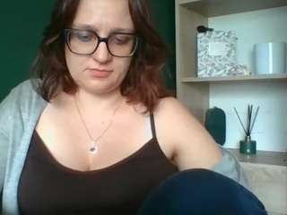 sensualParis live cam preview
