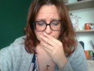 sensualParis live cam preview