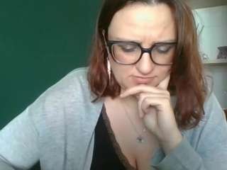 sensualParis live cam preview