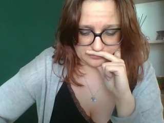 sensualParis live cam preview