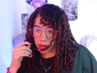 sweetluna666 — LIVE on Camsoda