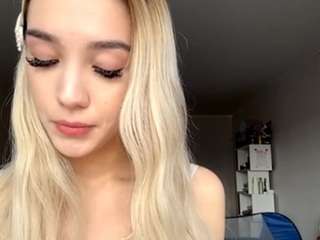 victorinavasquez Live Webcam on CamSoda