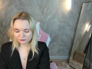 adriana-sweett webcam