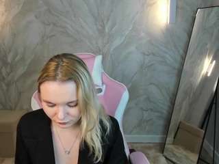 adriana-sweett webcam