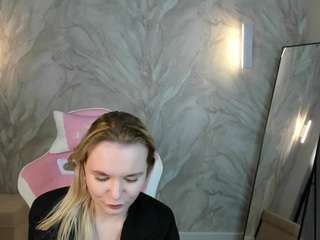adriana-sweett webcam