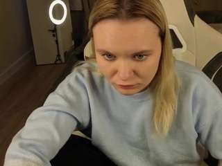 adriana-sweett webcam