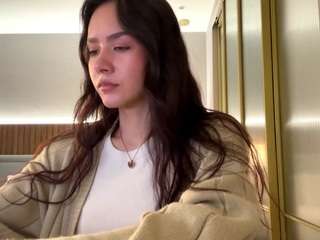 Live webcam model aisha-eilish on Soda Cams