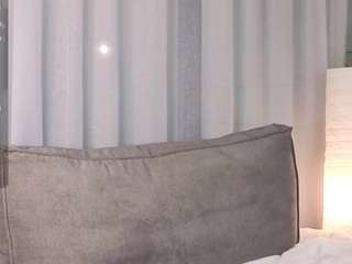 aisha-eilish Sex Cam Show