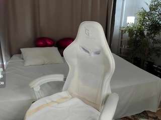 le modèle alistauber est en webcam porno dans un show sur le site camsoda, il possède les tags suivants: ahegao,sexting,normal,nude,oil,orgasm,public,pussy,pussyplay,sex,sex toys,sexy,naked,skinny,smoke,smoking,spank,sweet,tattoos,teen (18+)