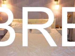 angelinaa-becker Live Webcam on CamSoda