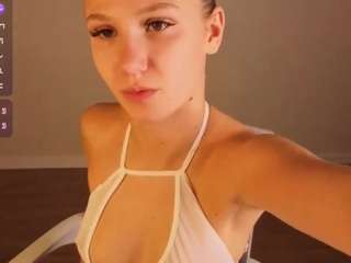 angelinaa-becker