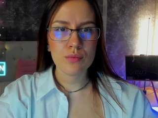 Live webcam model asti-bubbles on Soda Cams