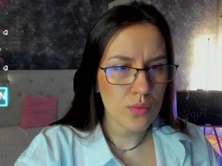 Live webcam model asti-bubbles on Soda Cams