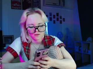 Live cam show with EVIAN-LUI