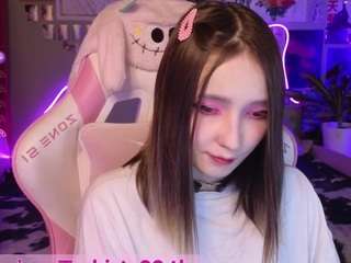 Live webcam model evieroo on Soda Cams