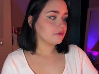 Live webcam model lolaraze on Soda Cams