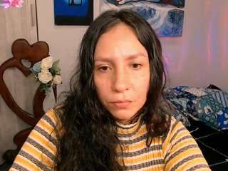 naih-reyes's live room