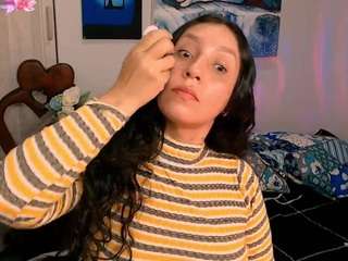 naih-reyes's live room