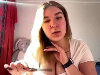 nanettebaile's CamSoda show and profile