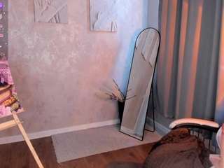 Nelie-Evans live webcam show