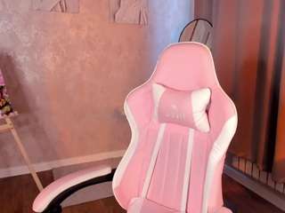 Nelie-Evans live webcam show