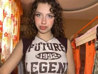 Live webcam model priscilatyndall on Soda Cams