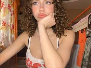 Live webcam model priscilatyndall on Soda Cams