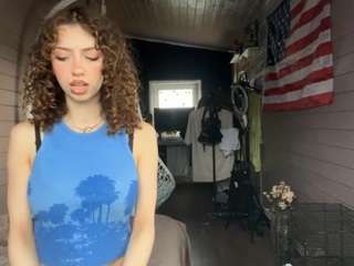 Live webcam model priscilatyndall on Soda Cams