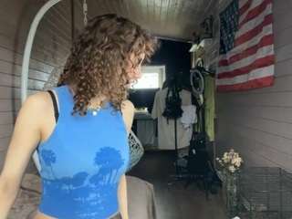 priscilatyndall's CamSoda show and profile