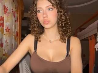 Live webcam model priscilatyndall on Soda Cams