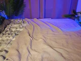 le modèle ricki-bloom est en webcam porno dans un show sur le site camsoda, il possède les tags suivants: ahegao,shaved pussy,living room,massage,naked,oil,sexting,sexy,sexydance,shaved,smoking,jerk off,solo,spank,spanking,strip,striptease,tattoos,tease,teen (18+)