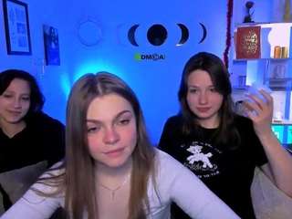 Live webcam model veloria-vale3 on Soda Cams