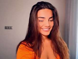 Live webcam model willettacamisa on Soda Cams