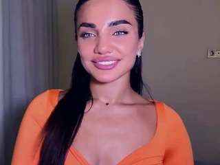 Live webcam model willettacamisa on Soda Cams