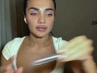 Live webcam model willettacamisa on Soda Cams